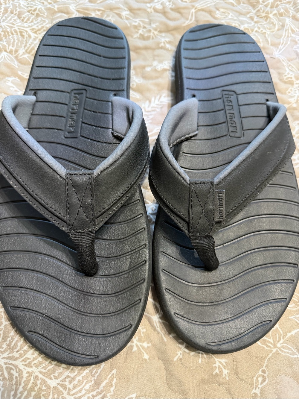 Men's Hari Mari Black Comfort Flip Flop Sandals